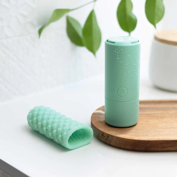 We-Vibe - Arcwave - Ghost Stroker - Mint