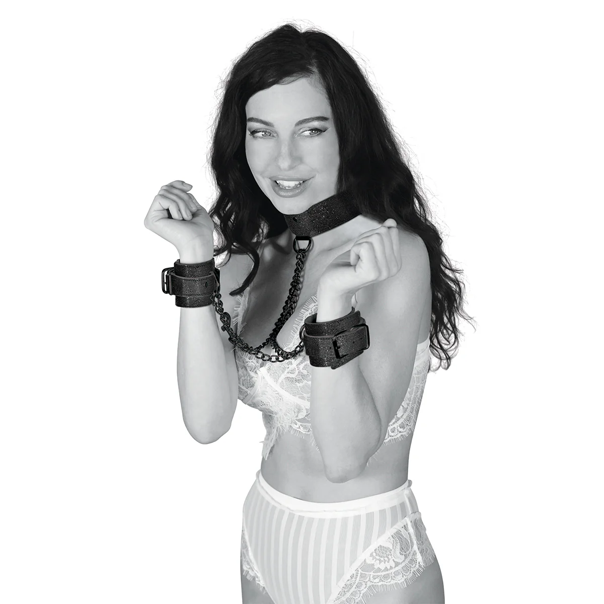 Sportsheets Sex & Mischief Shadow Sparkle Collar & Cuffs